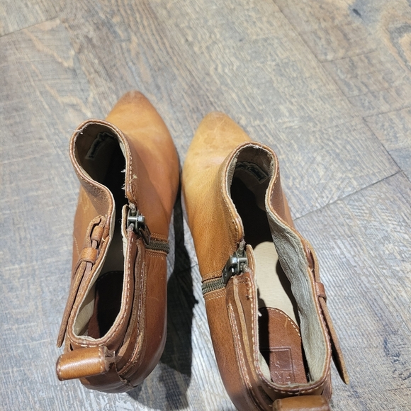 Frye Brown Leather Ankle Boots - Picture 9 of 16